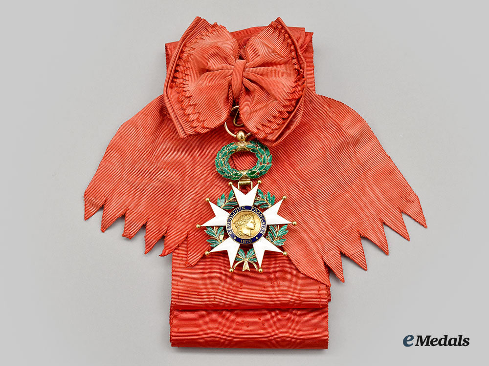 france,_iii_republic._an_order_of_the_legion_of_honor,_grand_cross_in_gold,_in_case_by_louis_aucoc_fils_l22_mnc6446_002