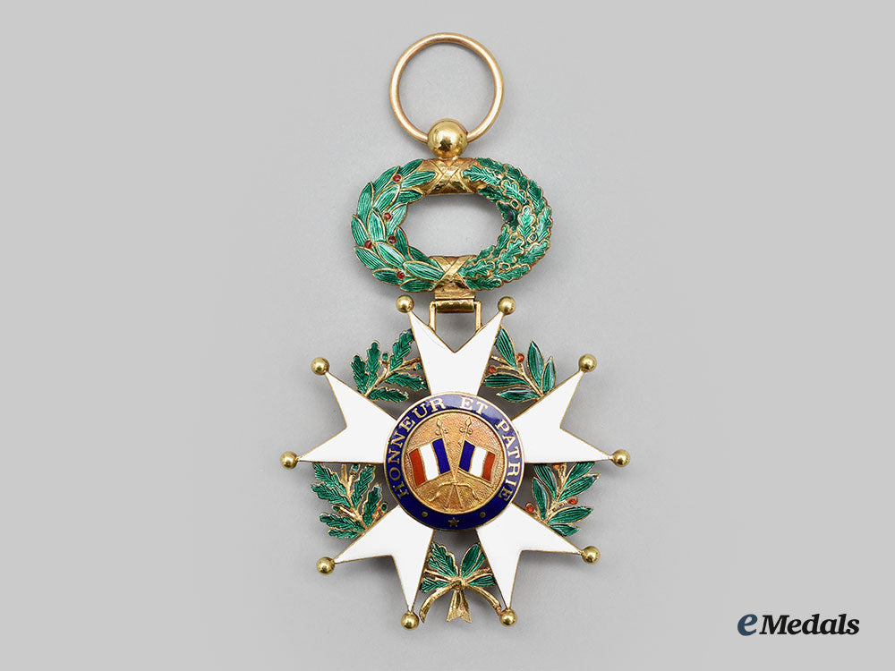 france,_iii_republic._an_order_of_the_legion_of_honor,_grand_cross_in_gold,_in_case_by_louis_aucoc_fils_l22_mnc6452_004