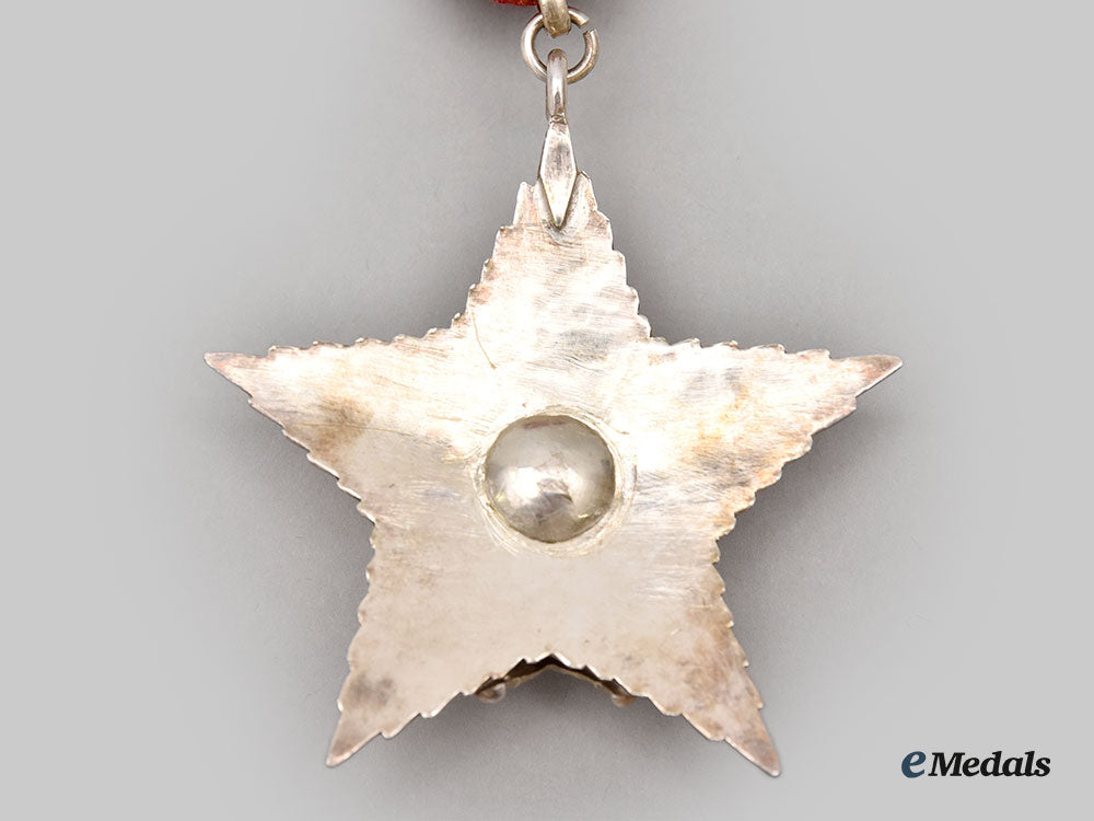 nepal,_federal_democratic_republic._a_most_puissant_order_of_the_gorkha_dakshina_bahu,_iv_class_in_case_l22_mnc6464_356