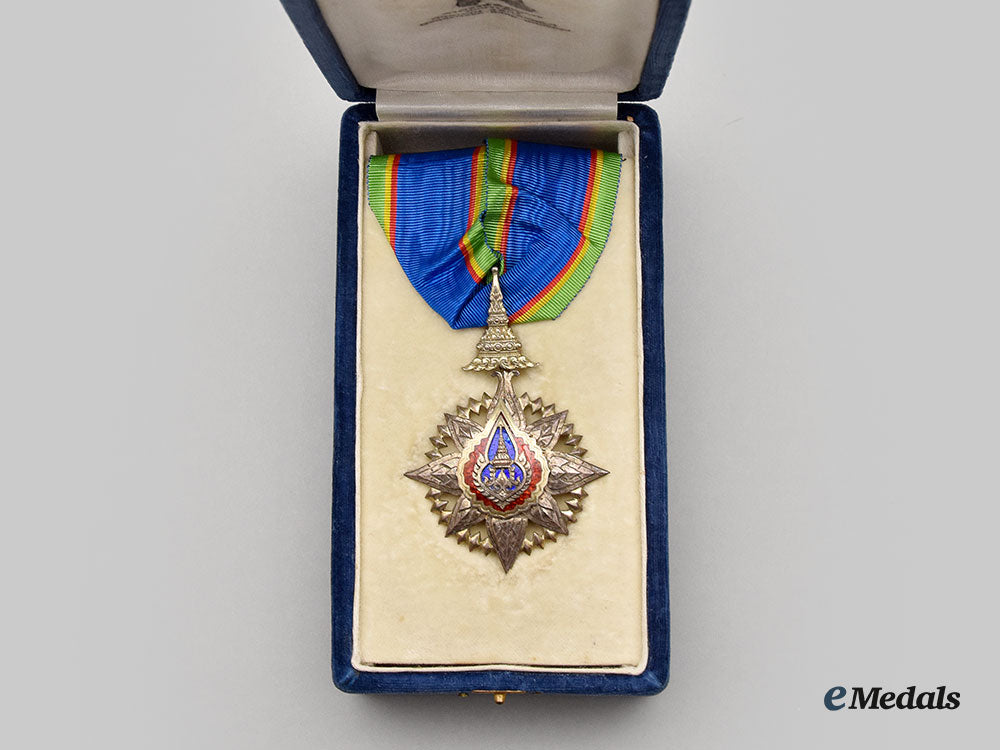 thailand,_kingdom._a_most_noble_order_of_the_crown,_iii_class_commander_in_case_l22_mnc6474_160_1