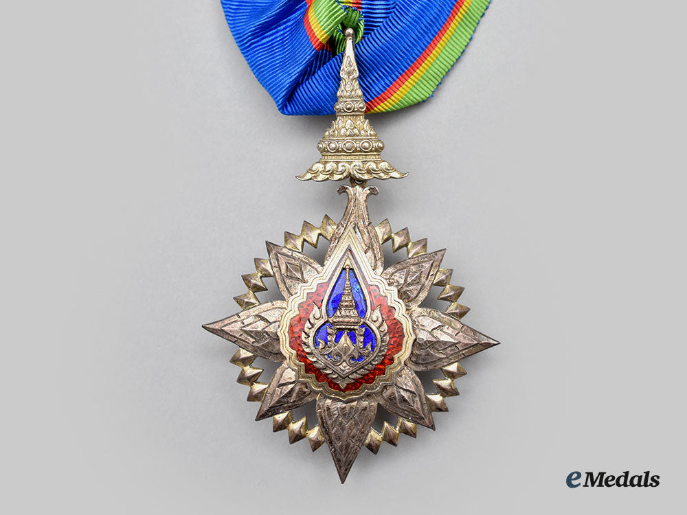 thailand,_kingdom._a_most_noble_order_of_the_crown,_iii_class_commander_in_case_l22_mnc6479_164_1