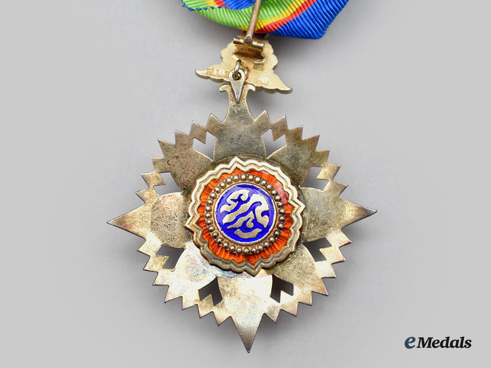 thailand,_kingdom._a_most_noble_order_of_the_crown,_iii_class_commander_in_case_l22_mnc6481_166_1