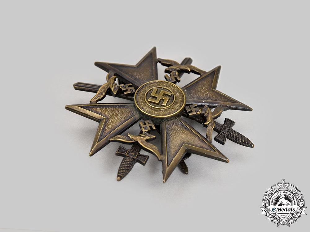 germany,_wehrmacht._a_spanish_cross_with_swords,_bronze_grade_l22_mnc6499_450