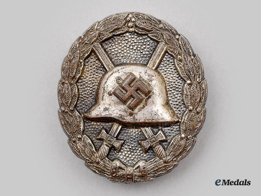 germany,_wehrmacht._a_silver_grade_wound_badge,_first_pattern_l22_mnc6501_366_1_1