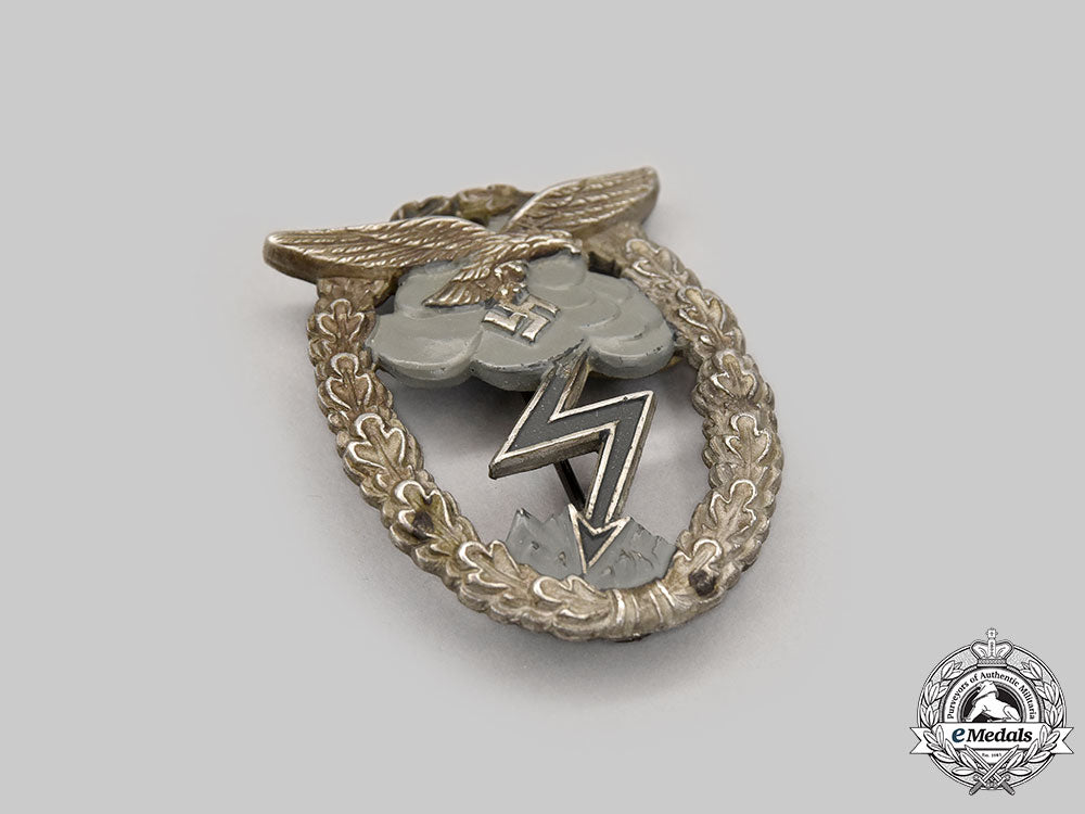 germany,_luftwaffe._a_ground_assault_badge_l22_mnc6510_456
