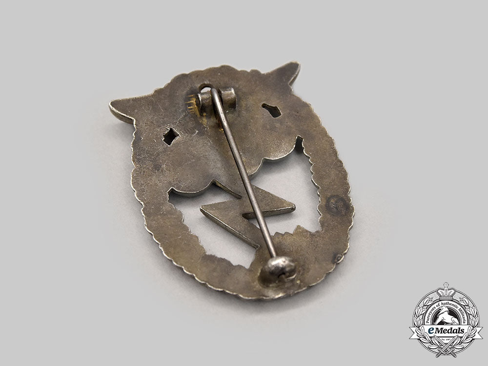 germany,_luftwaffe._a_ground_assault_badge_l22_mnc6512_457