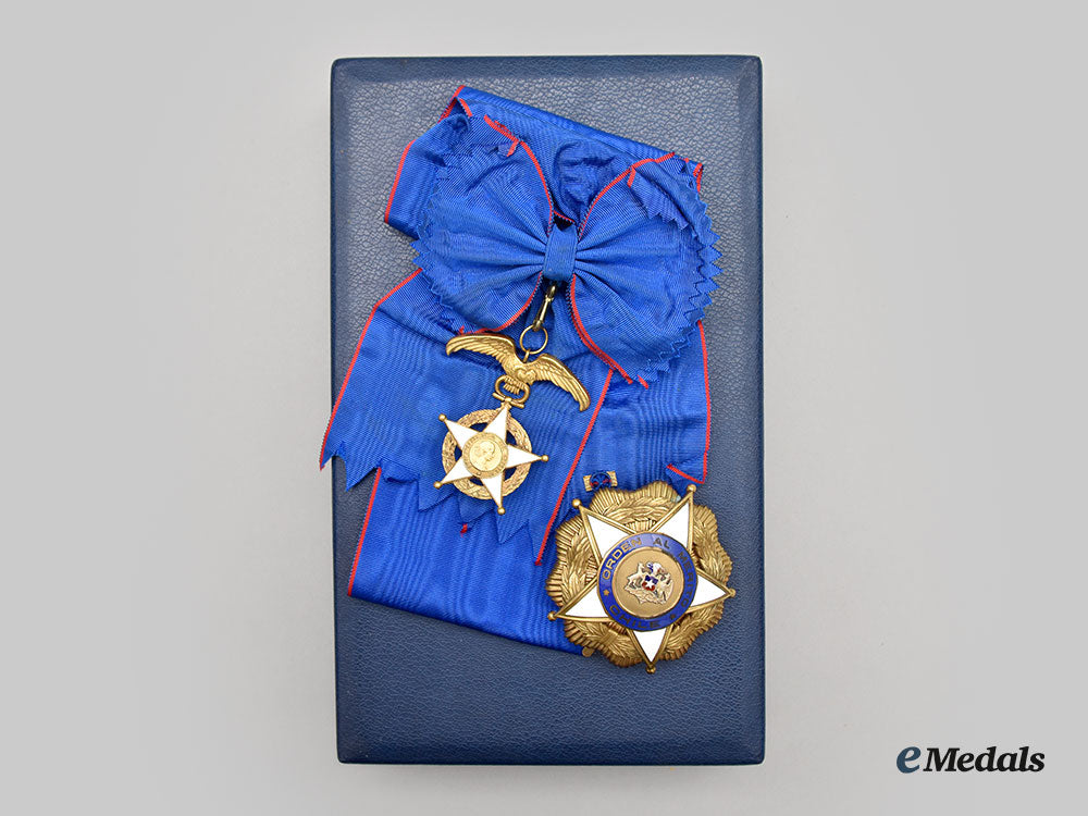 chile,_republic._an_order_of_merit,_grand_cross_in_case_l22_mnc6517_169