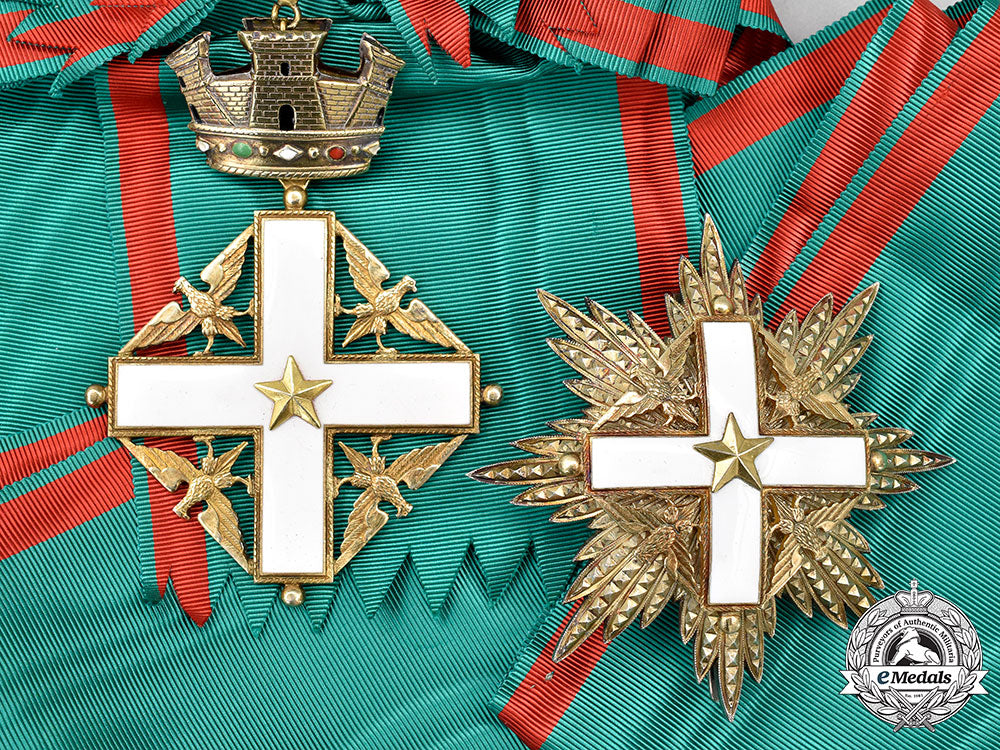 italy,_republic._an_order_of_the_italian_republic,_grand_cross,_by_cravanzola,_c.1965_l22_mnc6530_138_1