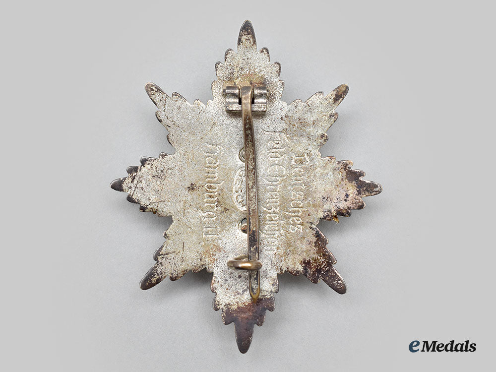 germany,_weimar_republic._a_german_field_honour_decoration,_with_case_and_stick_pin_miniature,_by_m._fleck&_sohn_l22_mnc6548_034