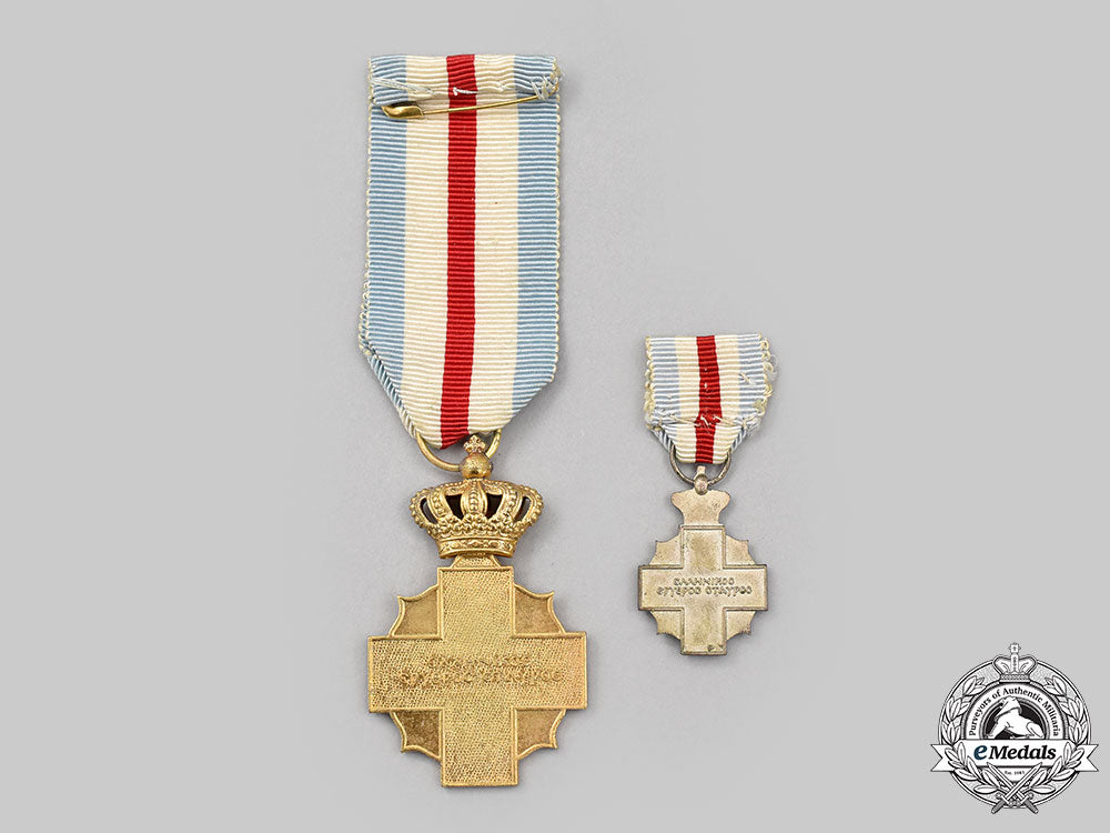 greece,_kingdom._an_order_of_the_royal_hellenic_red_cross,_i_class_fullsize&_ii_class_miniature_l22_mnc6571_070_1