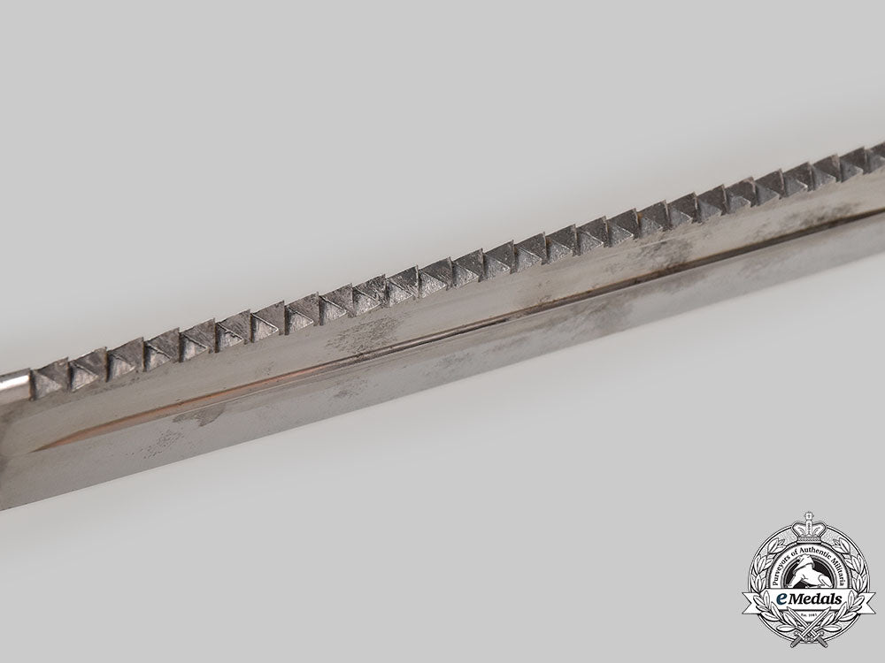 germany,_drk._an_enlisted_personnel_hewer_l22_mnc6642_086