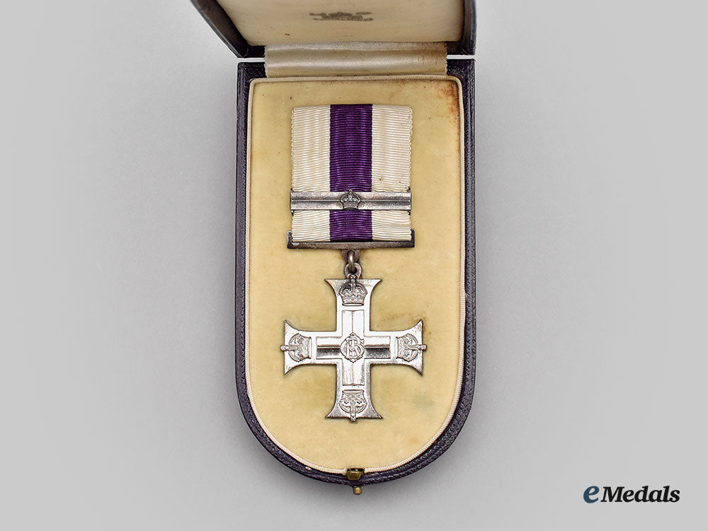 United Kingdom A Military Cross With Second Award Bar Cased eMedals