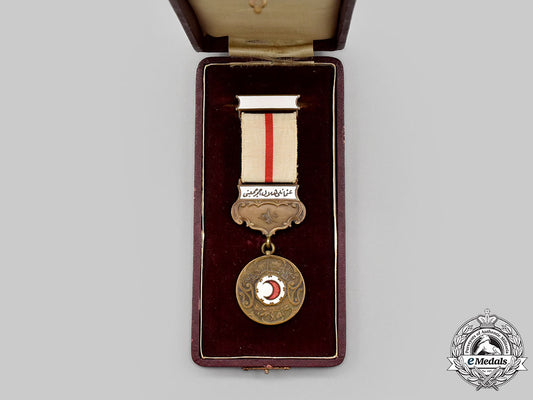 turkey,_ottoman_empire._a_red_crescent_medal,_iii_class_bronze_grade,_c.1918_l22_mnc6759_248