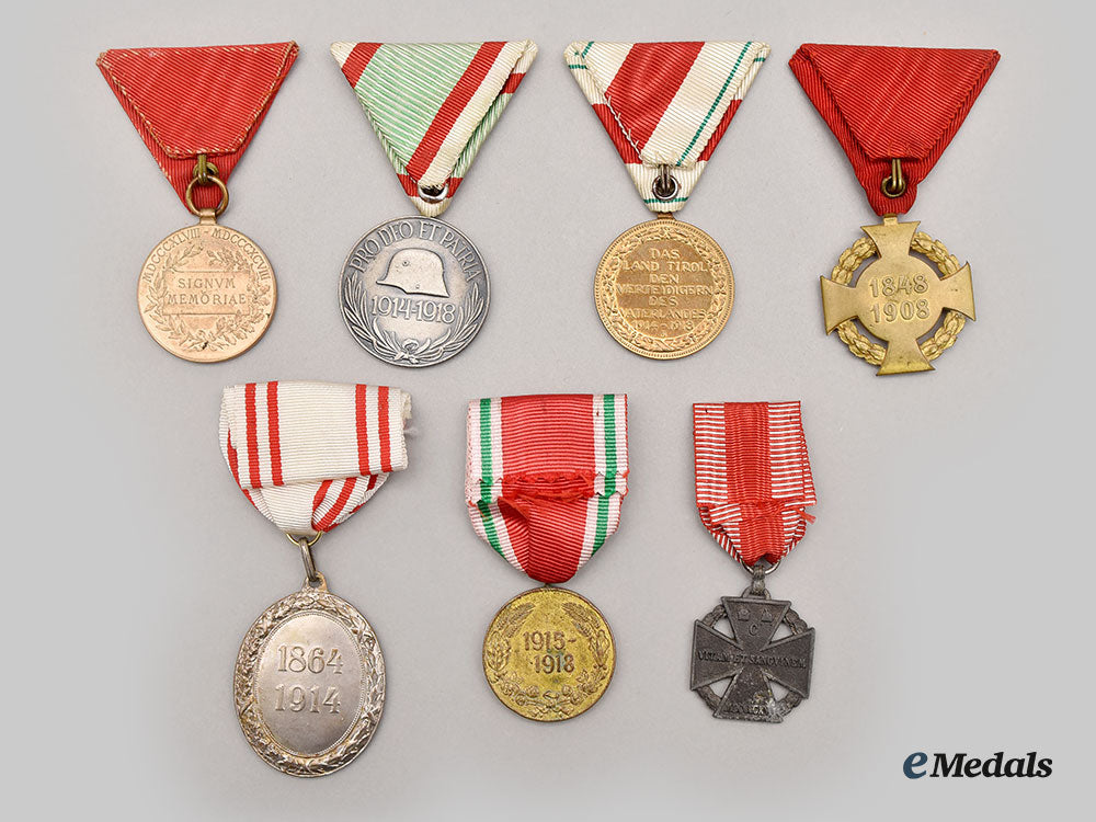 austria,_empire._a_lot_of_seven_medals&_awards_l22_mnc6769_466_1