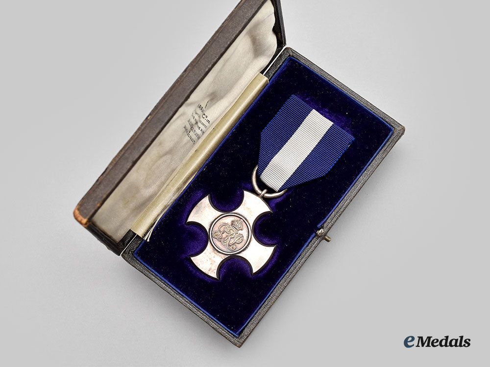 united_kingdom._a_first_war_distinguished_service_cross,_cased_l22_mnc6773_448