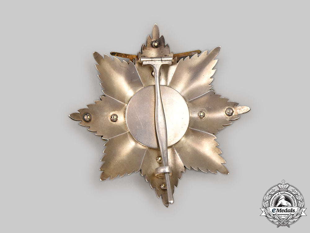 saxe-_ernestine,_duchy._a_house_order_of_saxe-_ernestine,_grand_cross_star_with_surmounting_swords,_c.1914_l22_mnc6775_154_1