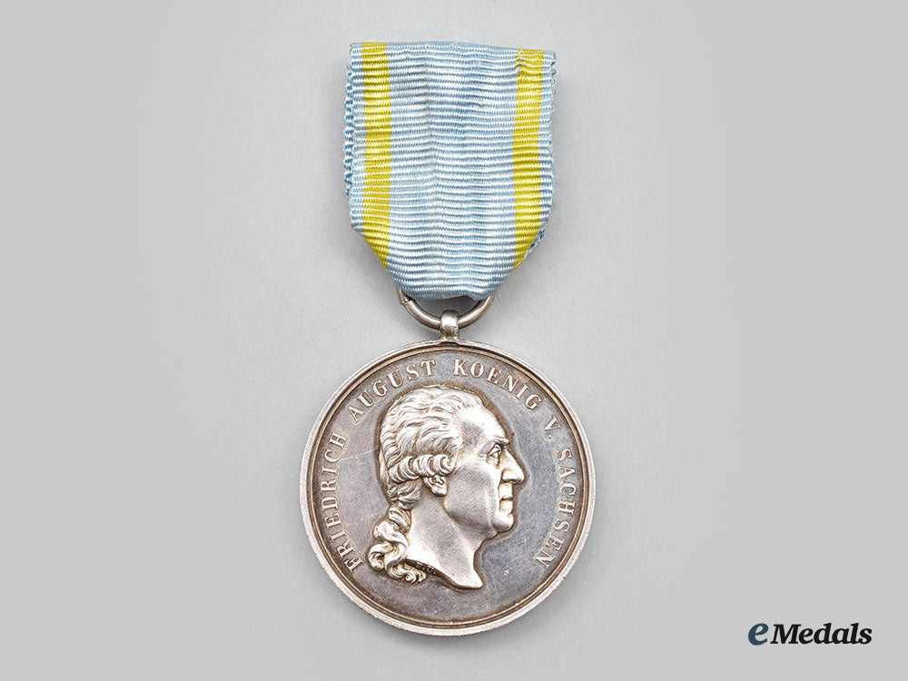 saxony,_kingdom._a_military_order_of_st._henry,_silver_medal_with_case_by_c.e._kunath,_c.1915_l22_mnc6777_120