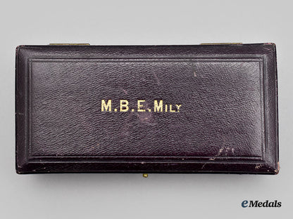 united_kingdom._a_most_excellent_order_of_the_british_empire,_v_class_member_badge(_mbe),_military_division,_l22_mnc6786_456