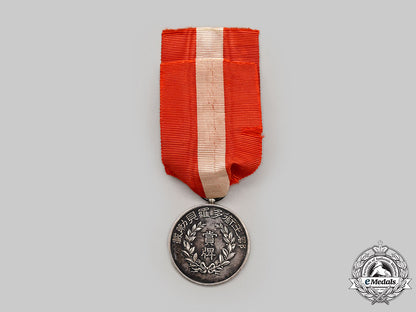 china,_republic._a_china_service_medal,_ii_class_silver_grade_l22_mnc6788_567