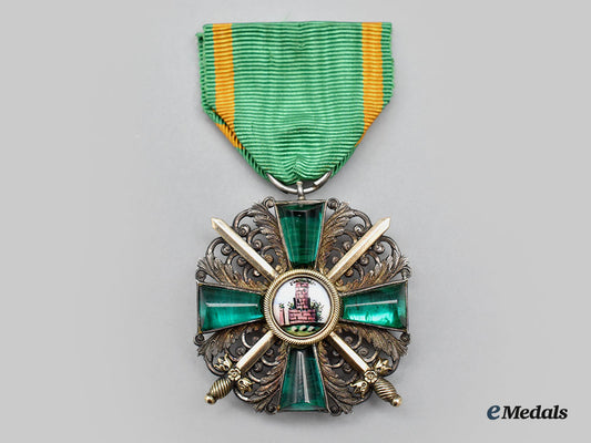 baden,_grand_duchy._an_order_of_the_zähringer_lion,_ii_class_knight’s_cross_with_swords_l22_mnc6795_128_1