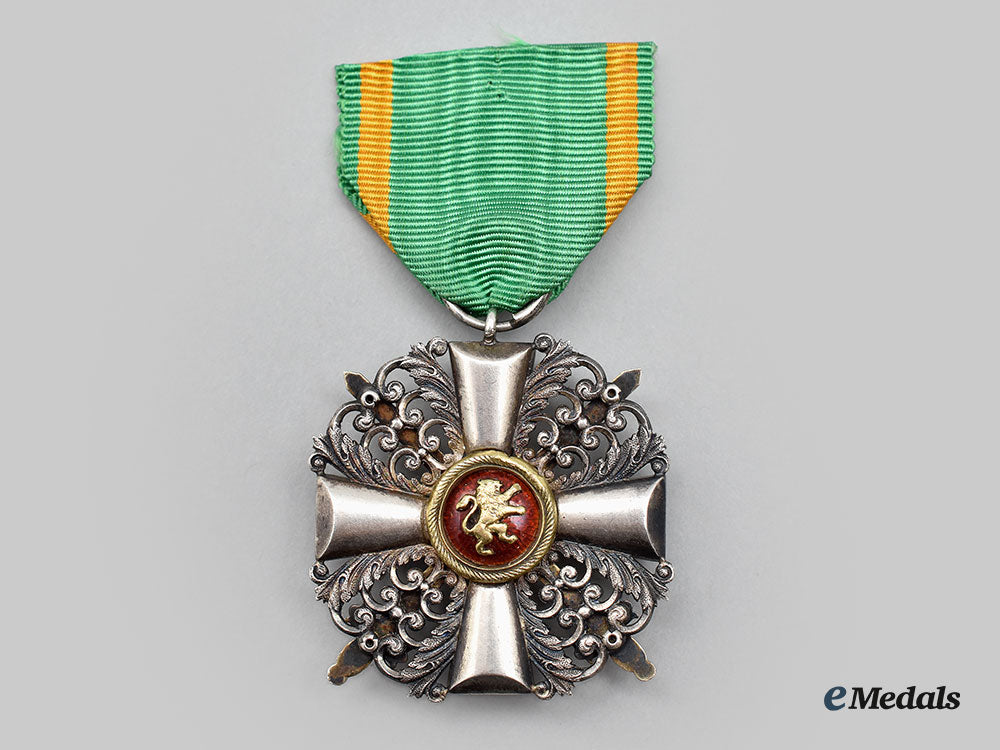 baden,_grand_duchy._an_order_of_the_zähringer_lion,_ii_class_knight’s_cross_with_swords_l22_mnc6798_130_1