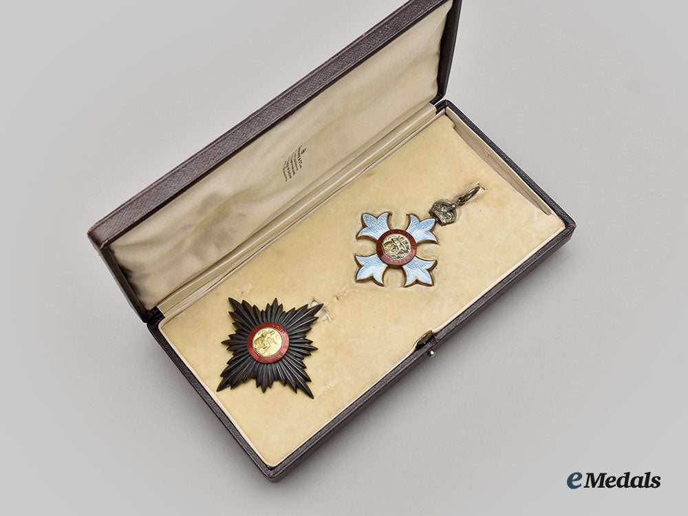 united_kingdom._a_most_excellent_order_of_the_british_empire,_ii_class_knight_commander_set(_cbe)_l22_mnc6811_468