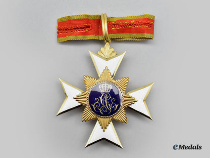 schaumburg-_lippe,_principality._a_rare_princely_house_order,_ii_class_cross_in_gold_with_case,_by_carl_büsch_l22_mnc6820_137_1