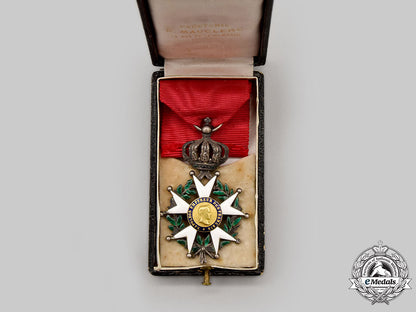 france,_ii_empire._an_order_of_the_legion_of_honour,_v_class_knight,_c.1860_l22_mnc6904_624_1