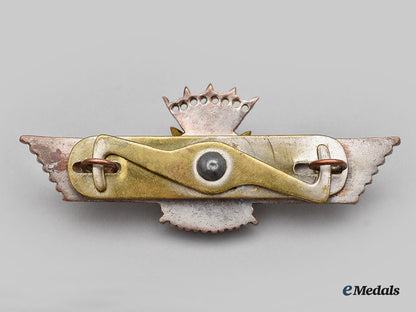 spain,_fascist_state._an_air_force_pilot_badge_and_military_merit_star_l22_mnc6907_516