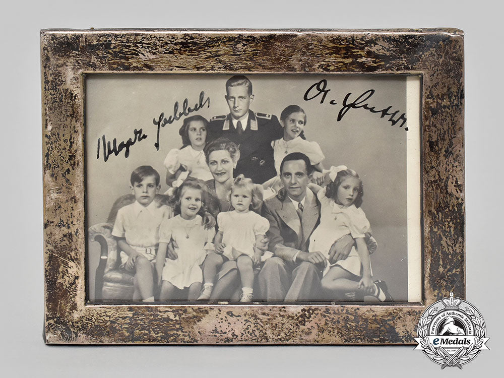 germany,_third_reich._a_signed_and_framed_portrait_of_joseph_and_magda_goebbels_l22_mnc6941_622