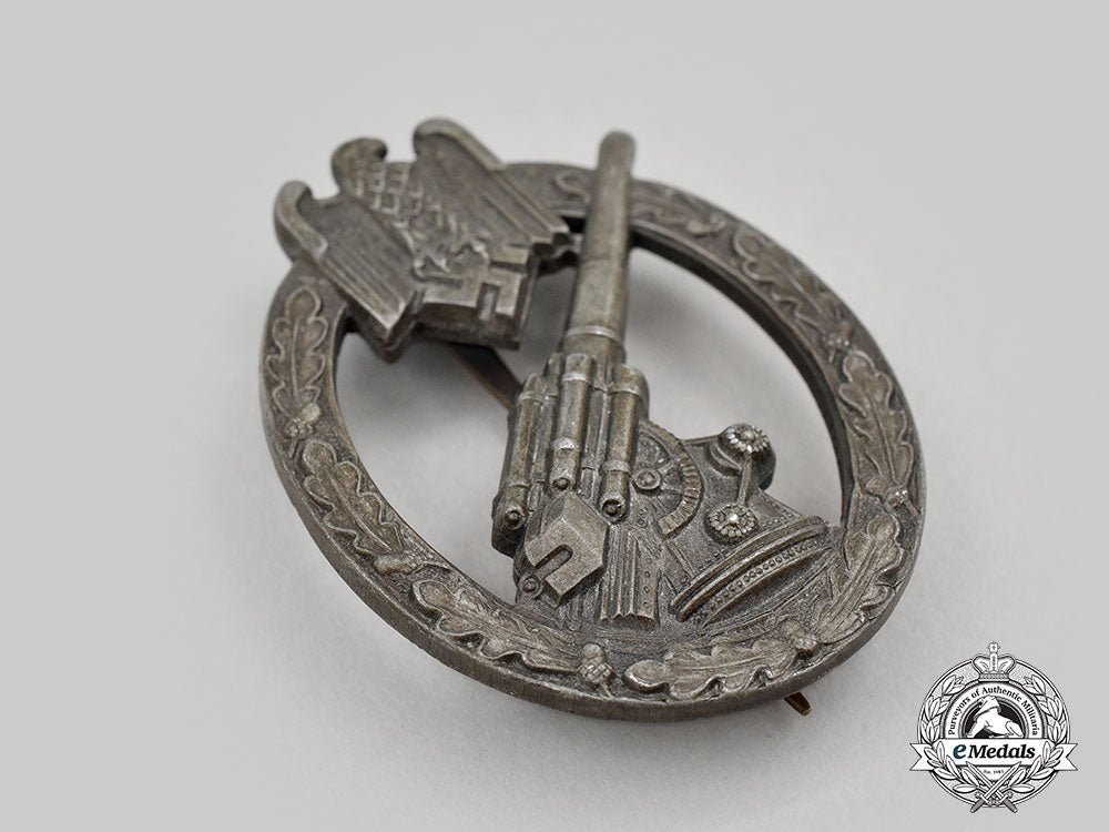 germany,_heer._a_flak_badge,_with_rare_award_document_for_the_italian_campaign,_by_förster&_barth_l22_mnc6949_627