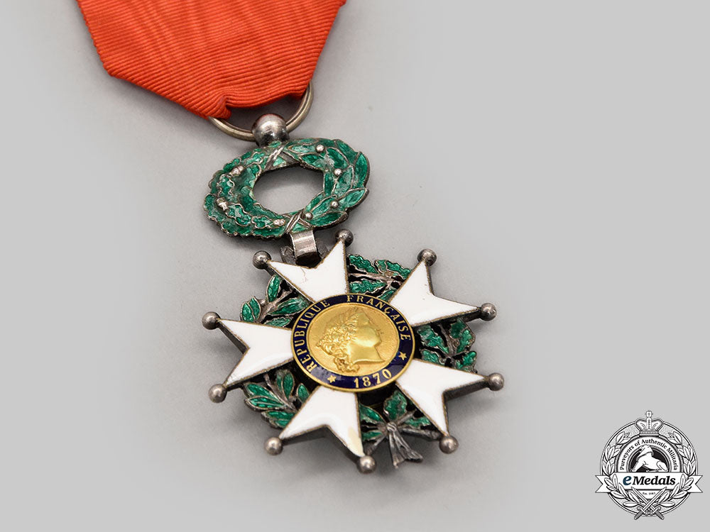 france,_iii_republic._an_order_of_the_legion_of_honour,_v_class_knight,_c.1920_l22_mnc6959_650