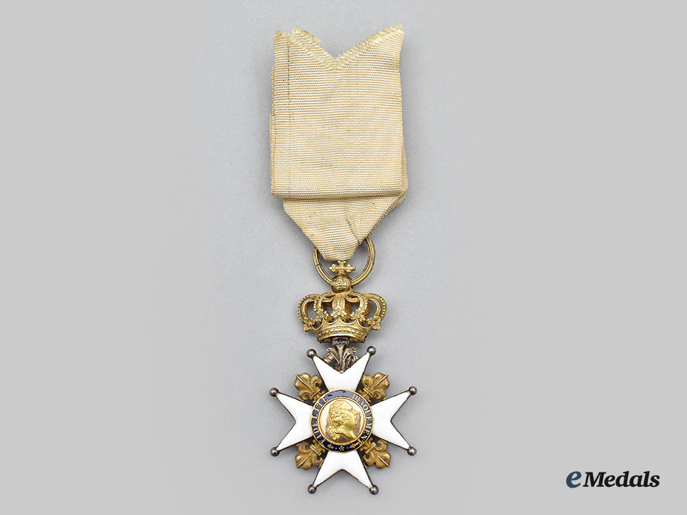 france,_kingdom._a_decoration_of_the_lily_with_a_decoration_of_fidelity_medallion,_c.1815_l22_mnc6987_193