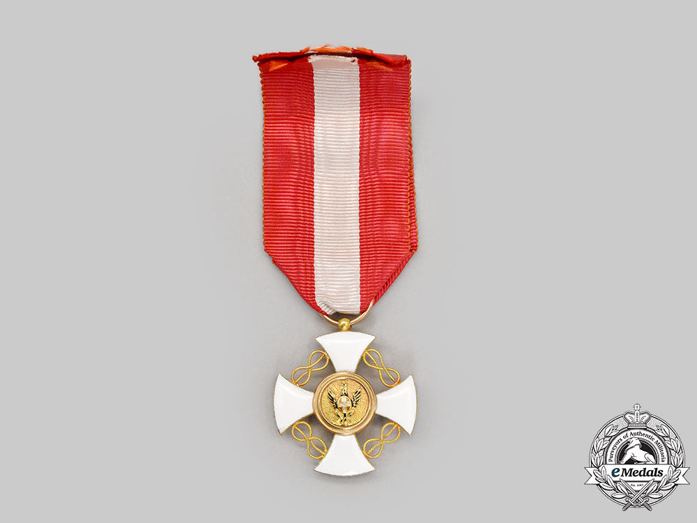 italy,_kingdom._an_order_of_the_crown_of_italy_in_gold,_v_class_knight,_by_e.gardino,_l22_mnc6996_663