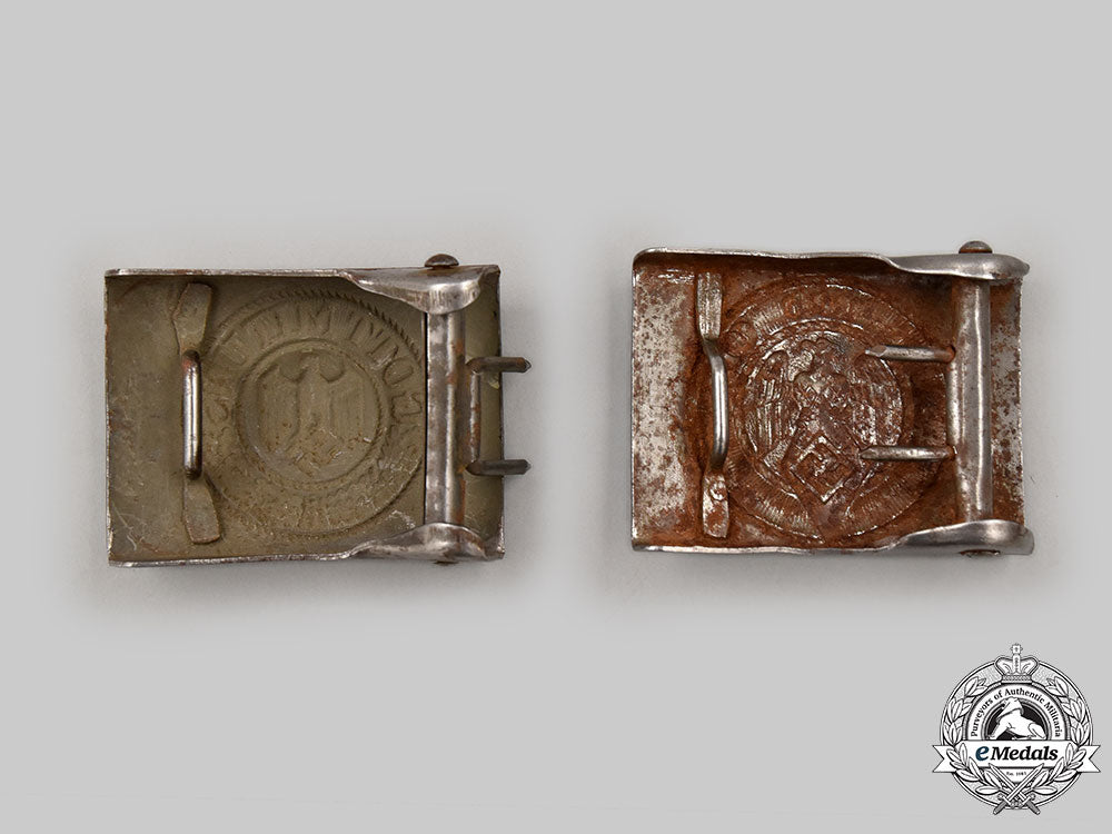 germany,_third_reich._a_pair_of_enlisted_personnel_belt_buckles_l22_mnc7016_603