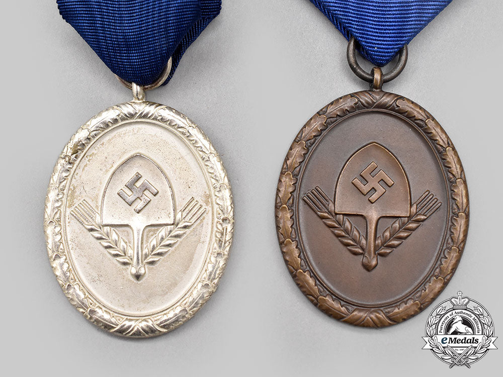 germany,_rad._a_pair_of_long_service_medals_l22_mnc7031_391