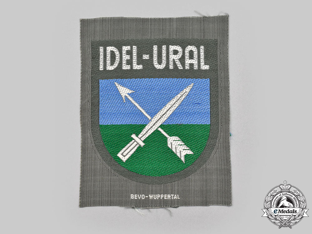 germany,_heer._a_volga-_tarter_legion_sleeve_insignia_l22_mnc7065_408