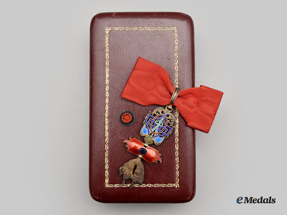 spain,_kingdom._an_order_of_the_golden_fleece,_knight_badge_with_sapphire,_c.1940_l22_mnc7086_611