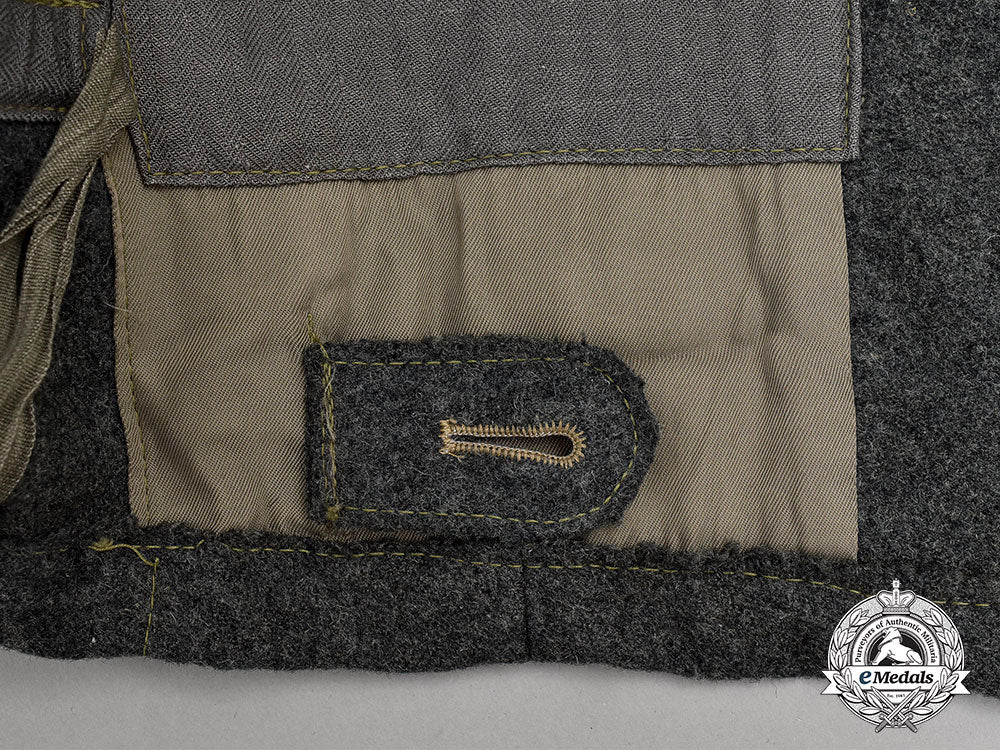 germany,_ss._a_late-_war_waffen-_ss_assault_gun_tunic_l22_mnc7110_732_1_1