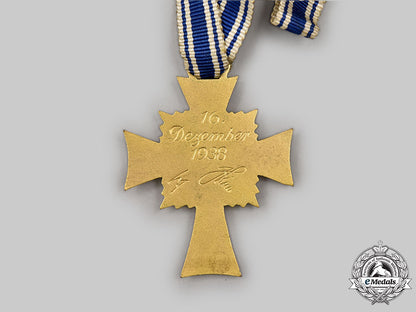 germany,_third_reich._an_honour_cross_of_the_german_mother,_gold_grade_with_case,_by_ziemer&_söhne_l22_mnc7126_281