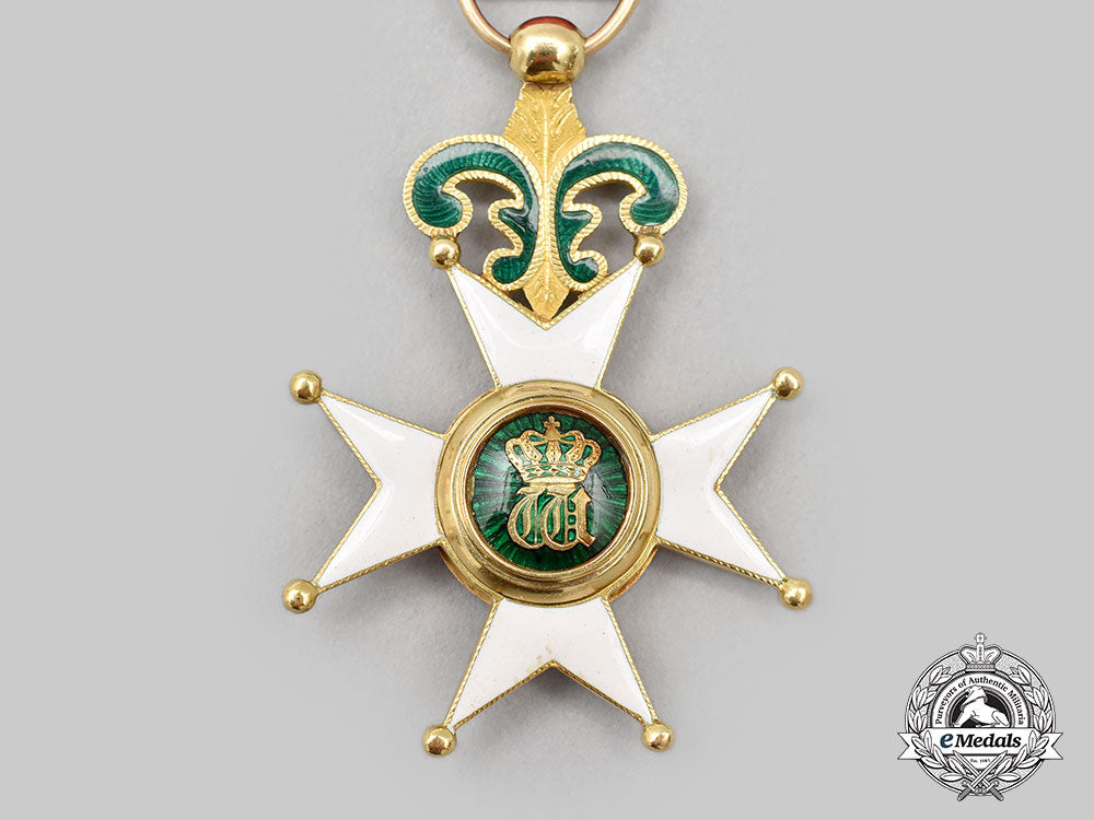 spain,_kingdom._a_royal_and_military_order_of_st._ferdinand,_officer_i_class_l22_mnc7135_441_1_1_1