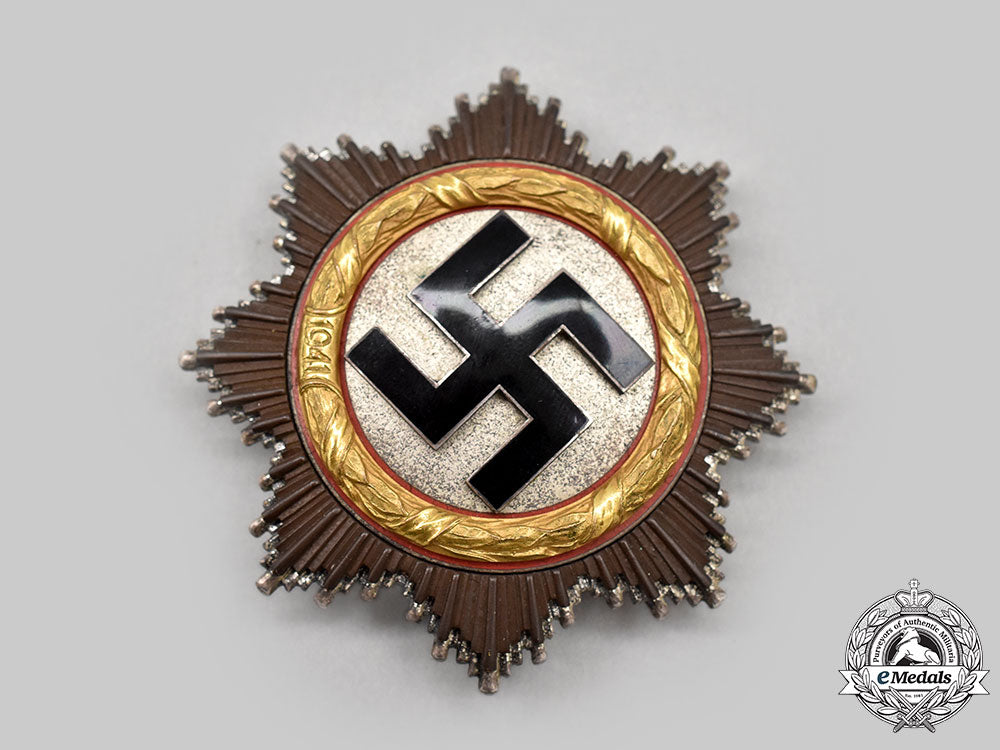 germany,_wehrmacht._a_german_cross_in_gold,_with_case,_by_otto_klein_l22_mnc7153_460
