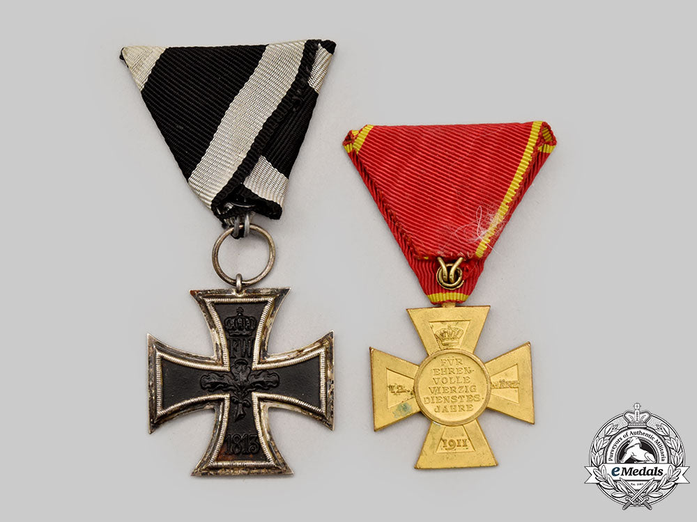 germany,_imperial._a_pair_of_service_decorations_l22_mnc7165_741