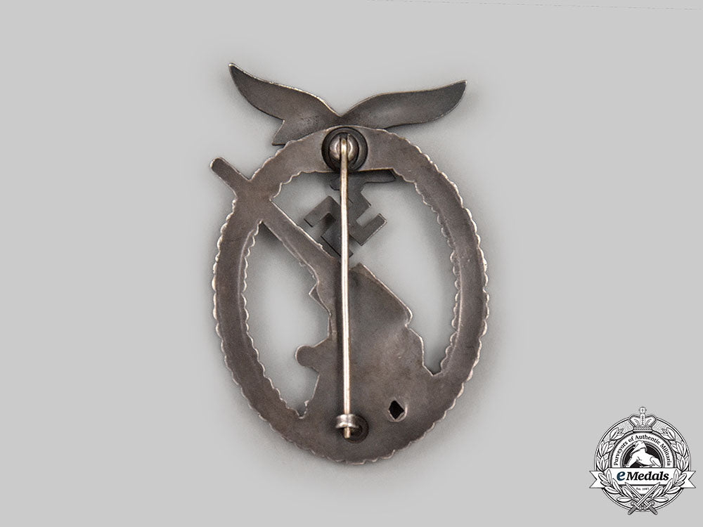 germany,_luftwaffe._a_flak_badge_l22_mnc7178_296