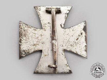 germany,_wehrmacht._a1939_iron_cross_i_class,_with_case,_by_b.h._mayer_l22_mnc7182_471