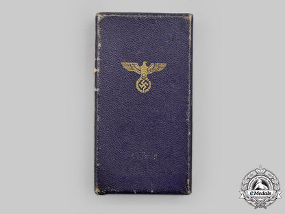 germany,_nsdap._a_long_service_decoration,_ii_class_for15_years,_with_case_l22_mnc7208_491