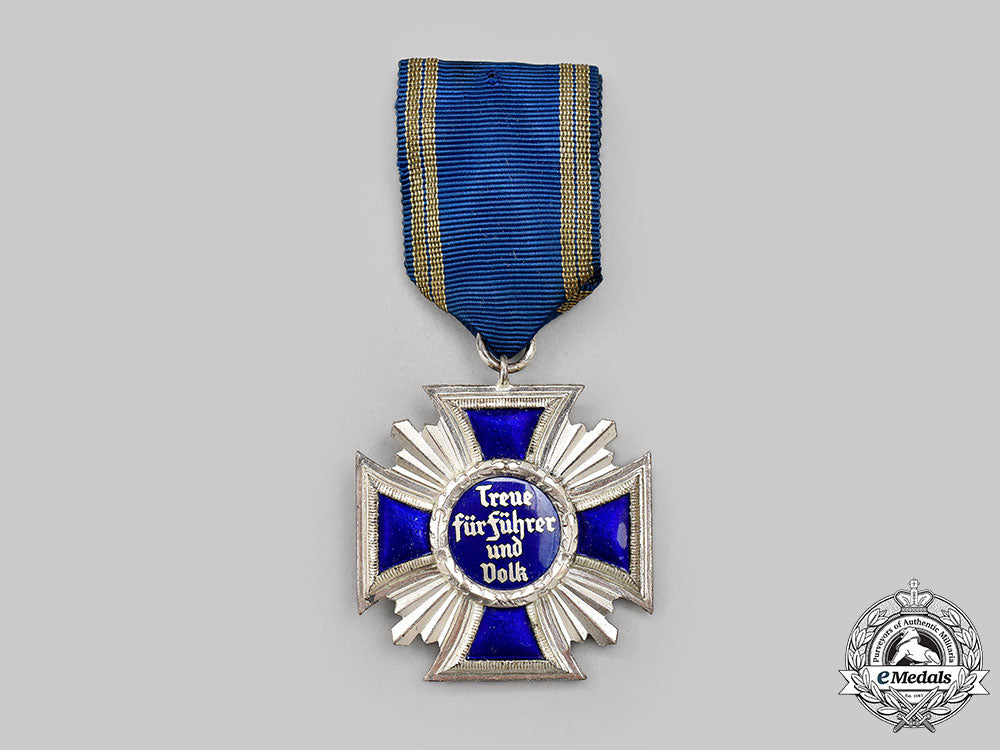 germany,_nsdap._a_long_service_decoration,_ii_class_for15_years,_with_case_l22_mnc7214_489