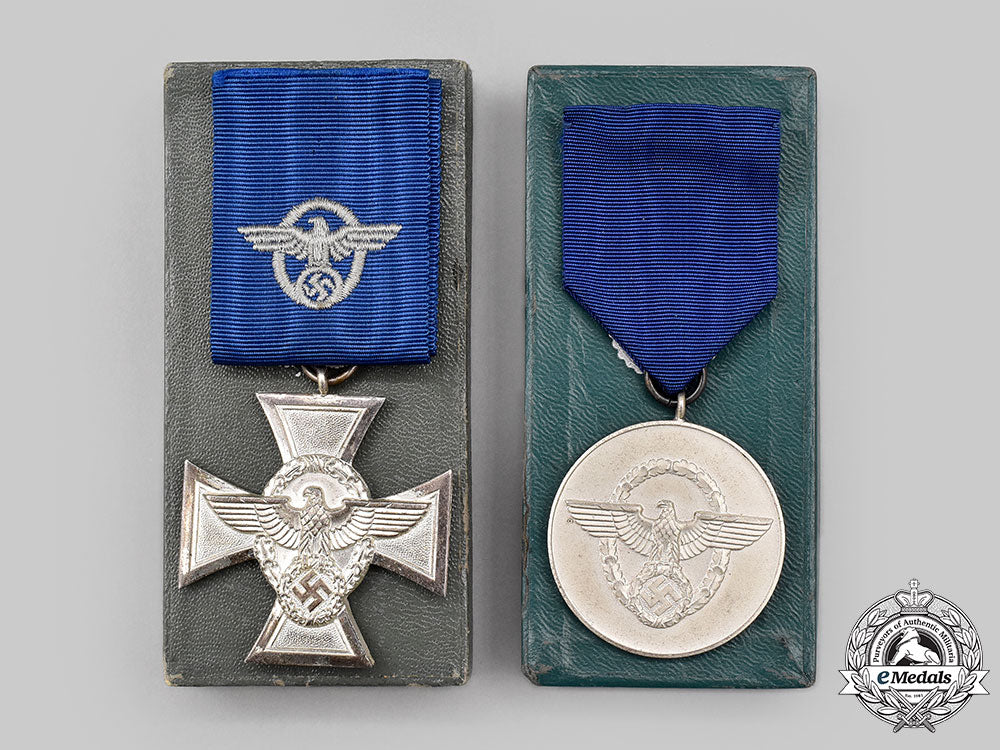 germany,_ordnungspolizei._a_pair_of_cased_long_service_decorations_l22_mnc7246_507
