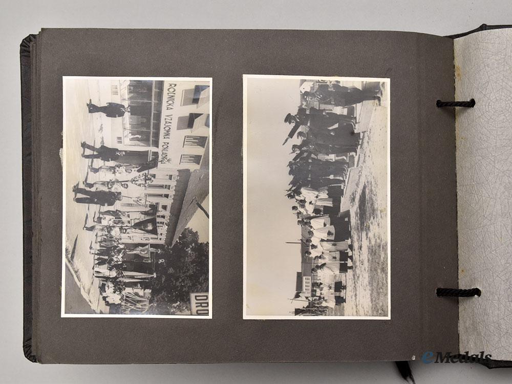 germany,_wehrmacht._a_private_pre-_war_photo_album_from_a_member_of_infanterie-_regiment135_l22_mnc7264_743_1