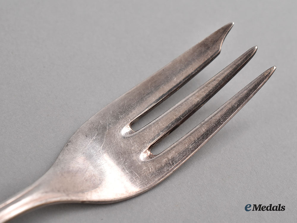 germany,_third_reich._a_reichs_chancellery_dessert_fork,_by_bruckmann&_söhne_l22_mnc7270_691